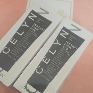 Instant Firm Eye Treatment - White